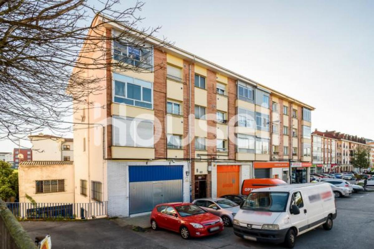 Picture of Apartment For Sale in Oviedo, Asturias, Spain