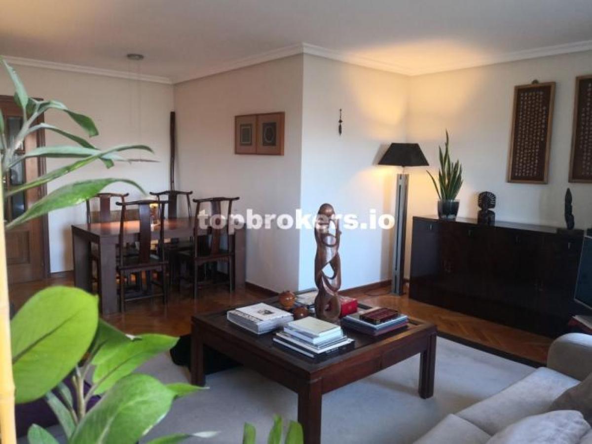 Picture of Apartment For Sale in Madrid, Madrid, Spain