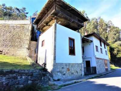 Home For Sale in Pravia, Spain