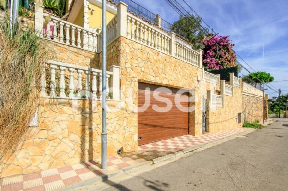 Picture of Home For Sale in Lloret De Mar, Girona, Spain