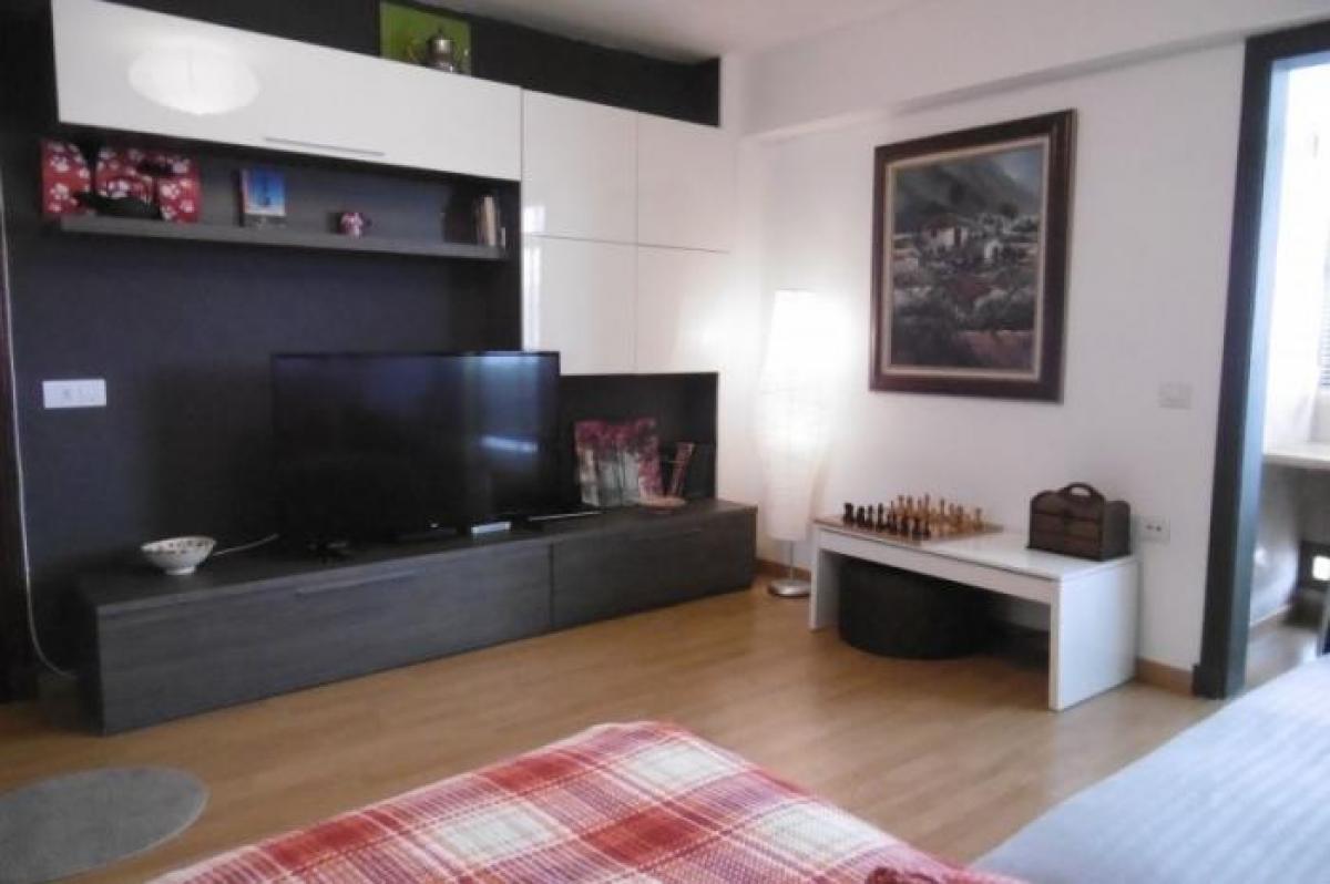 Picture of Apartment For Rent in Santa Cruz De Tenerife, Tenerife, Spain