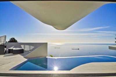 Villa For Sale in Salobrena, Spain