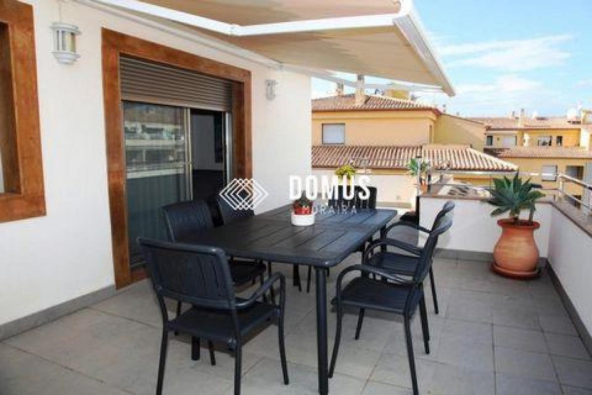 Picture of Condo For Sale in Moraira, Alicante, Spain