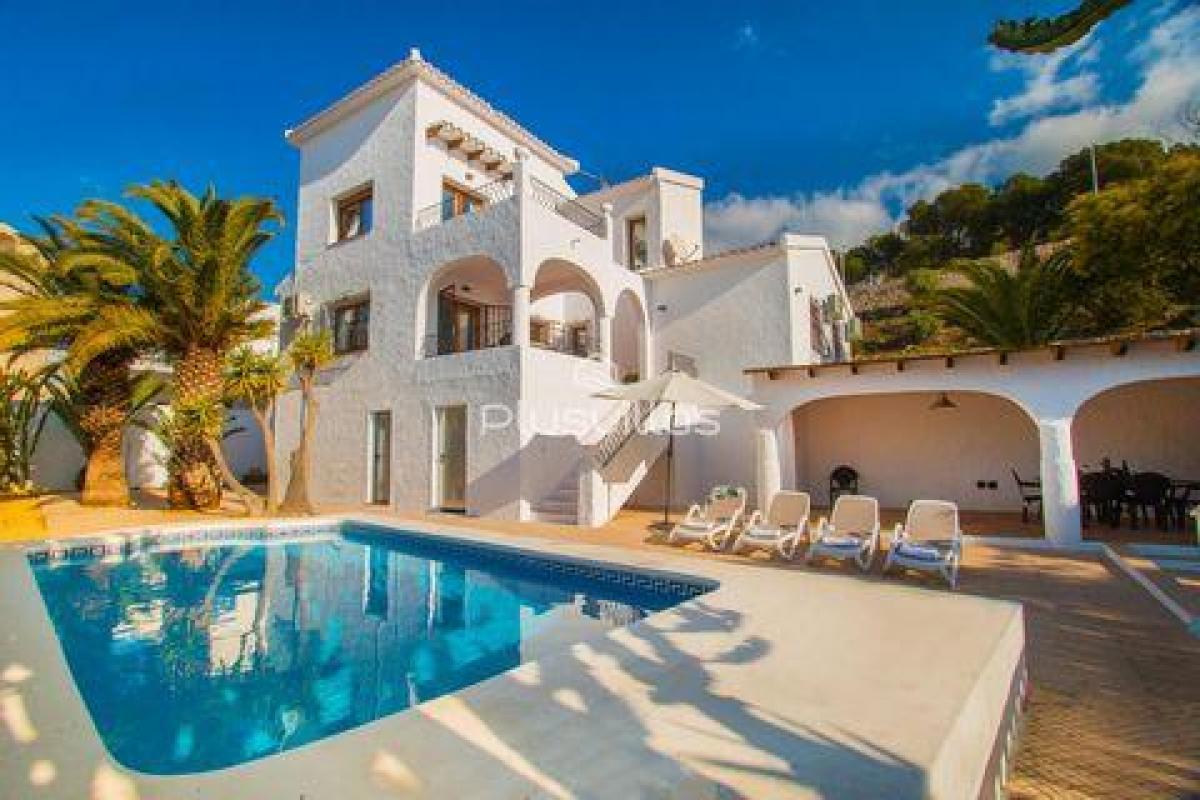 Picture of Villa For Sale in Calpe, Alicante, Spain
