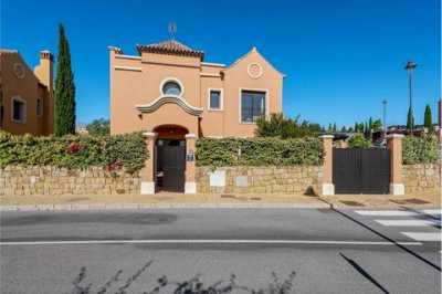 Villa For Sale in Estepona, Spain