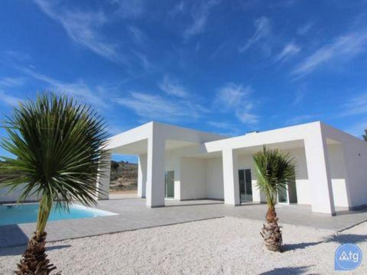 Picture of Villa For Sale in La Romana, Alicante, Spain