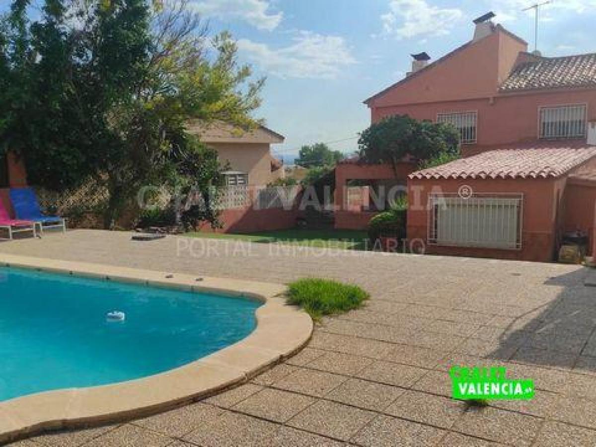 Picture of Villa For Sale in Paterna, Valencia, Spain