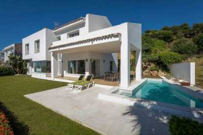 Villa For Sale in Benahavis, Spain