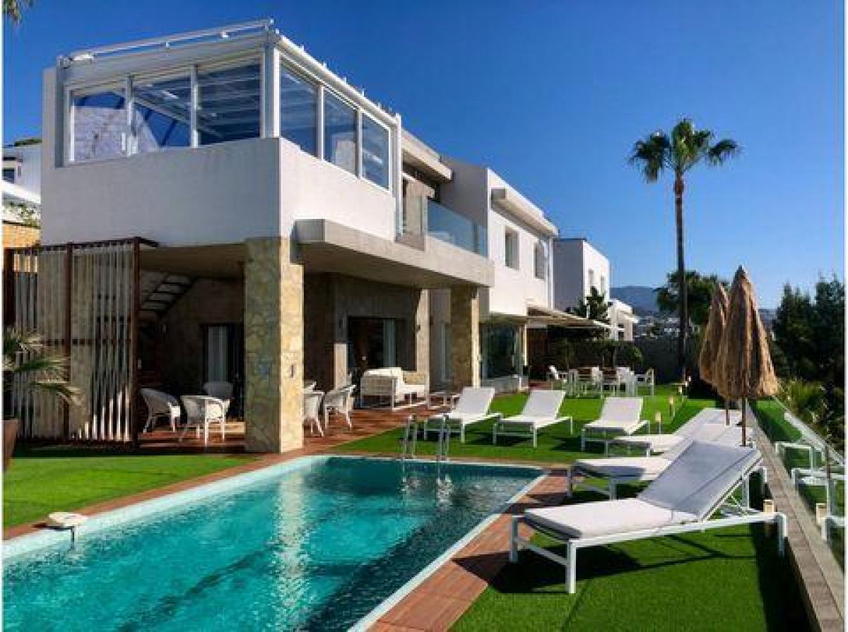 Picture of Villa For Sale in Marbella, Andalusia, Spain