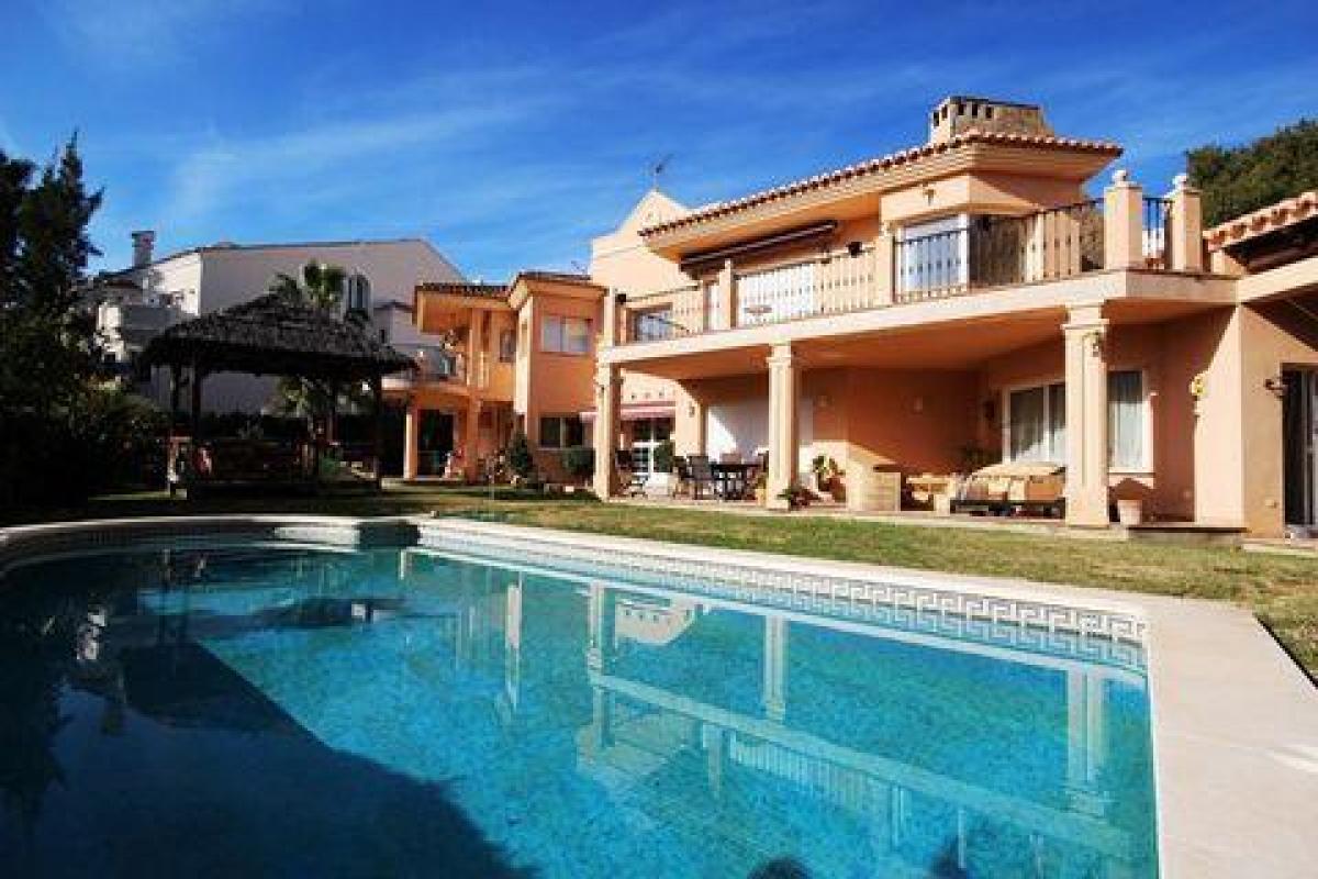 Picture of Villa For Sale in Marbella, Andalusia, Spain