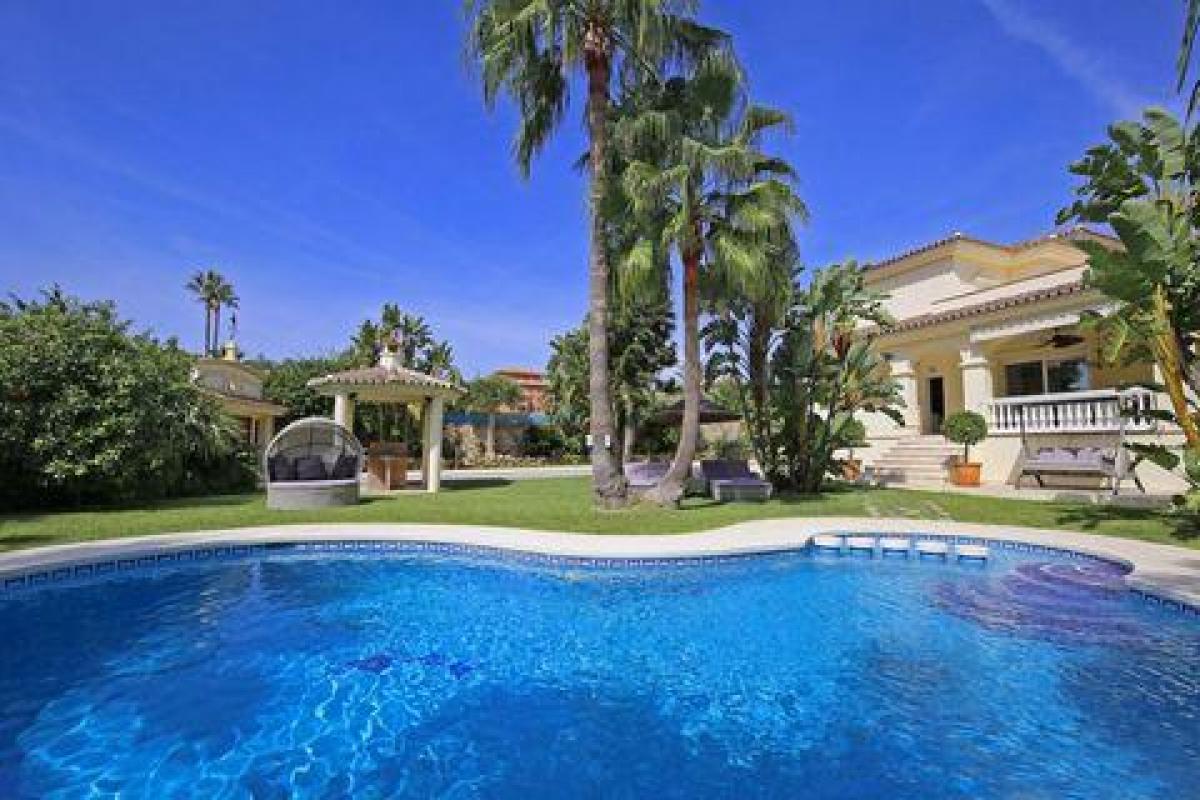 Picture of Villa For Sale in Marbella, Andalusia, Spain