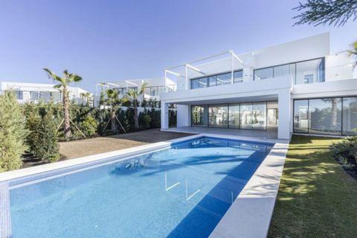 Picture of Villa For Sale in Marbella, Andalusia, Spain