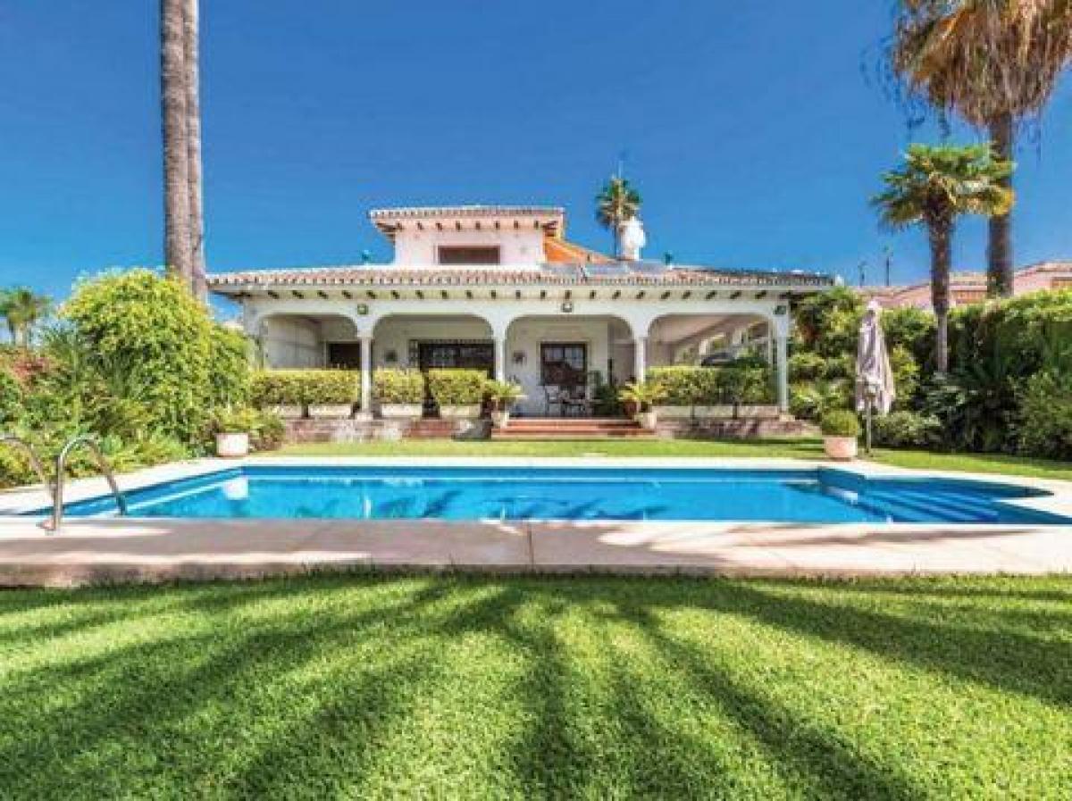 Picture of Villa For Sale in Marbella, Andalusia, Spain