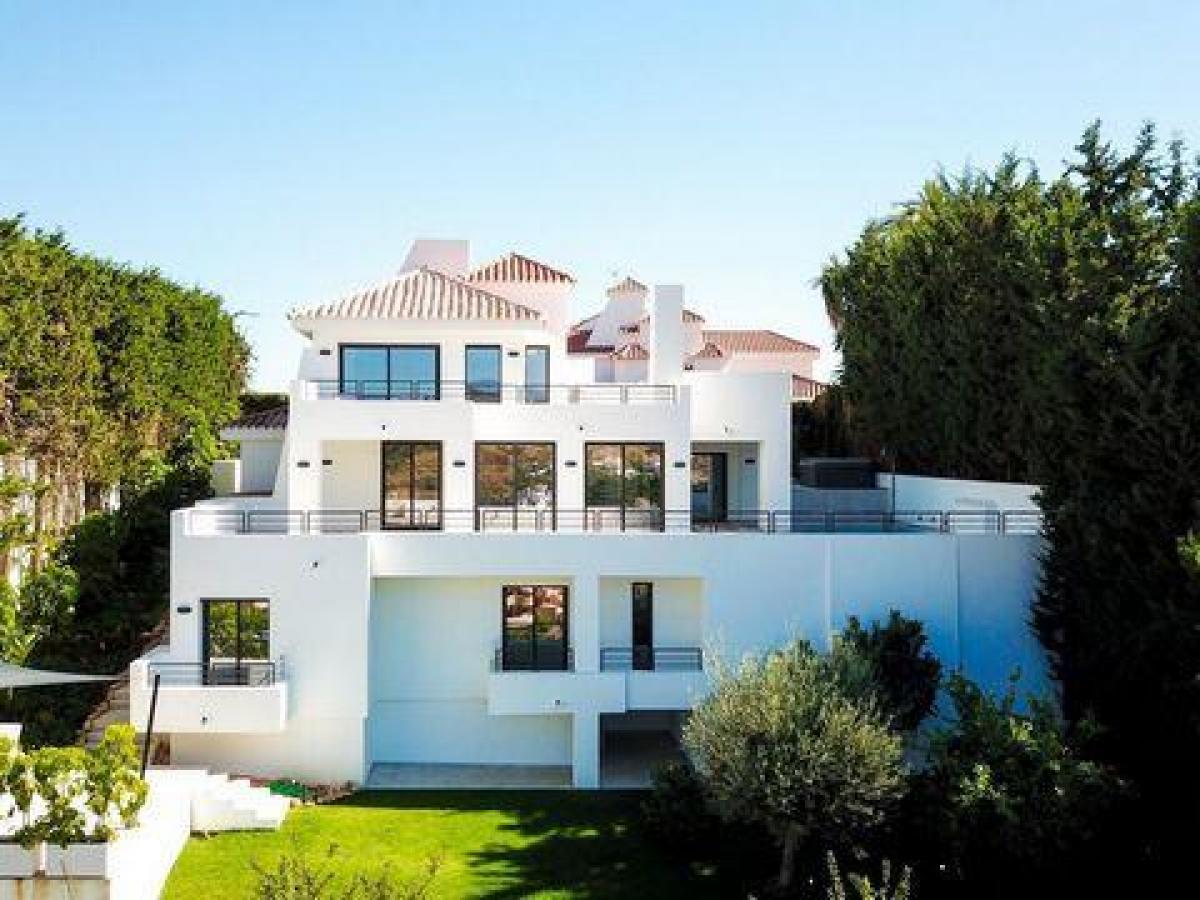 Picture of Villa For Sale in Marbella, Andalusia, Spain