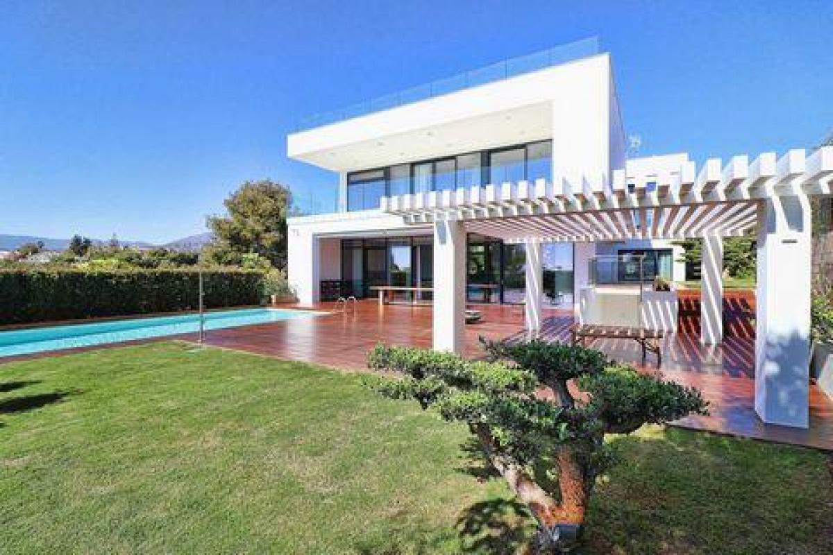 Picture of Villa For Sale in Marbella, Andalusia, Spain