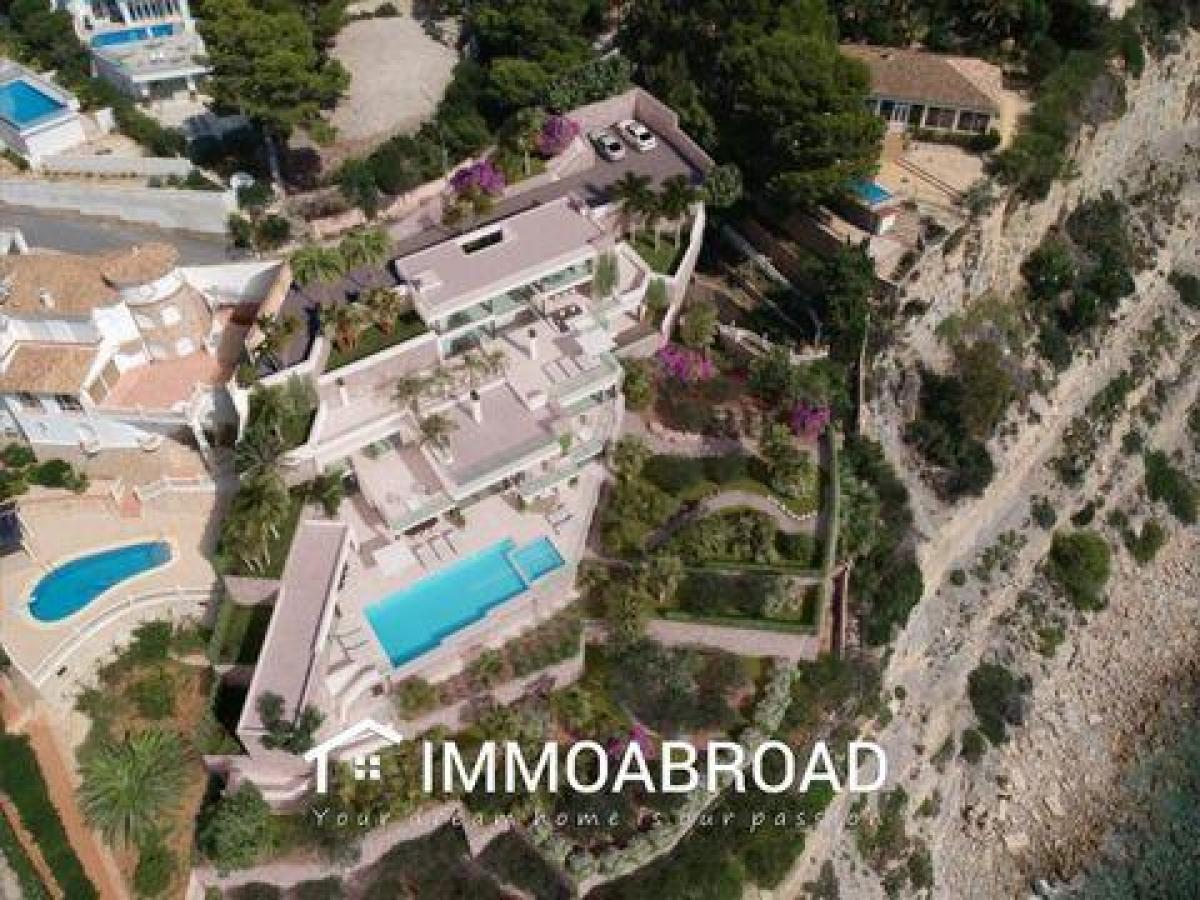 Picture of Villa For Sale in Moraira, Alicante, Spain