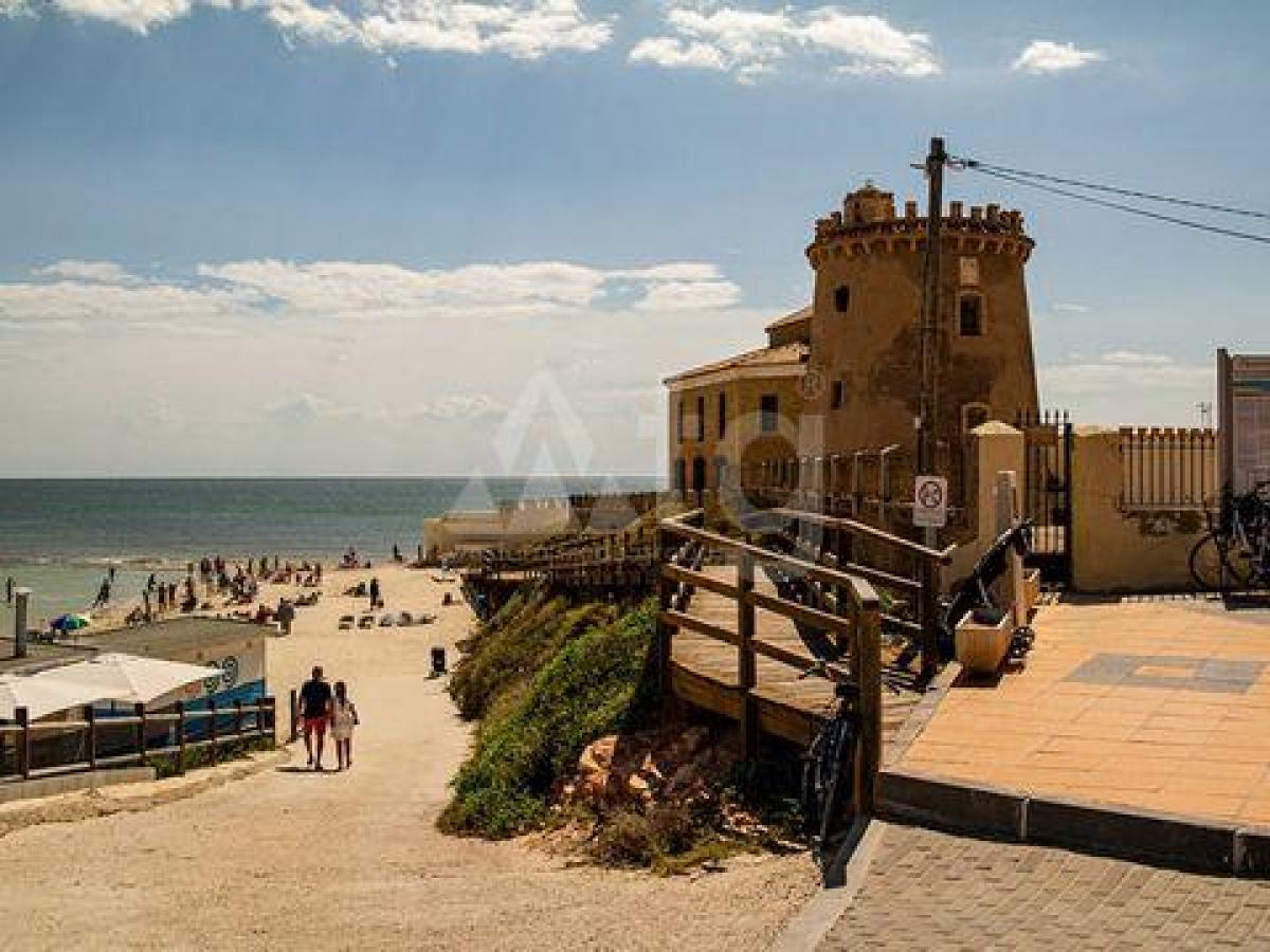 Picture of Condo For Sale in Pilar De La Horadada, Alicante, Spain