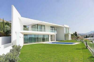 Villa For Sale in Benahavis, Spain