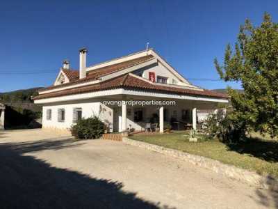 Villa For Sale in Ontinyent, Spain