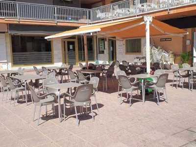 Retail For Sale in Benalmadena, Spain