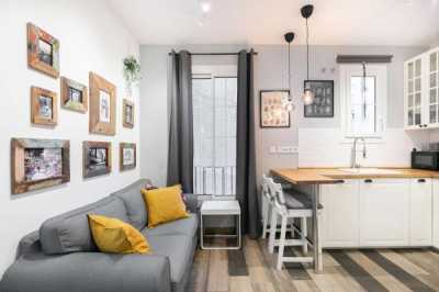 Apartment For Rent in Barcelona, Spain