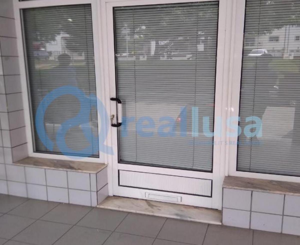 Picture of Retail For Sale in Braga, Entre-Douro-e-Minho, Portugal