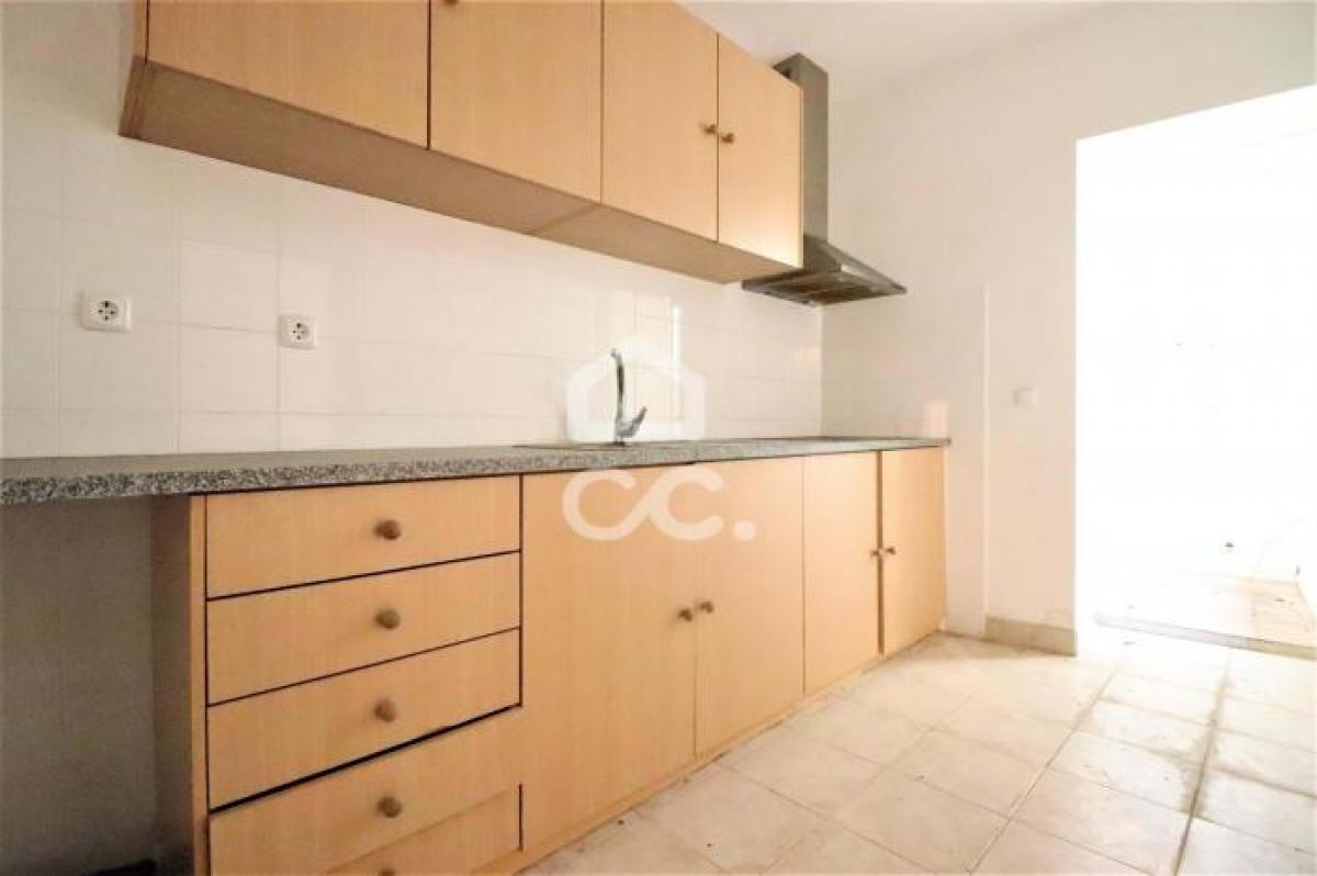 Picture of Multi-Family Home For Sale in Coimbra, Beira, Portugal