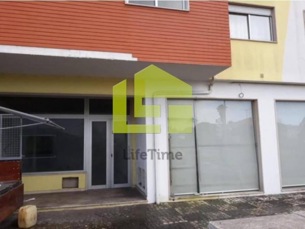 Picture of Retail For Sale in Caldas Da Rainha, Region Of Murcia, Portugal