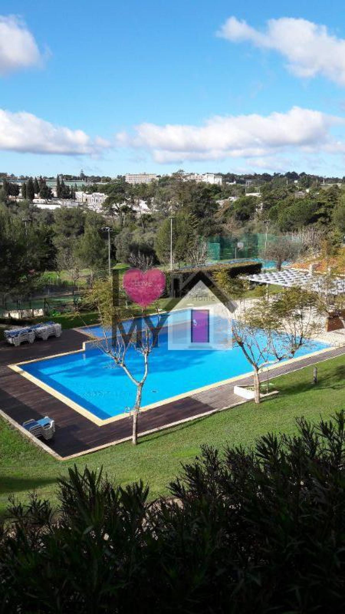Picture of Apartment For Sale in Cascais, Estremadura, Portugal