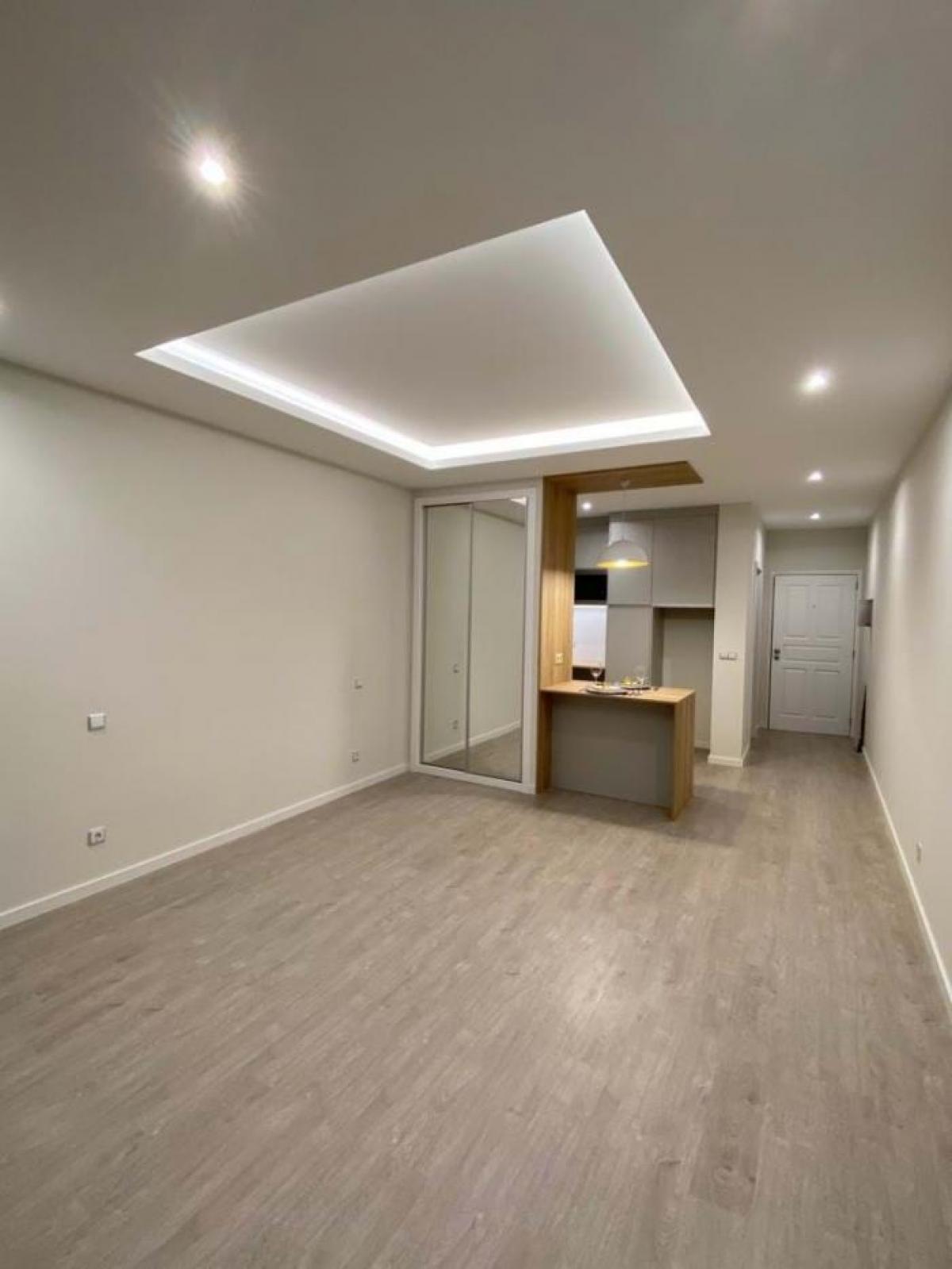 Picture of Apartment For Sale in Santa Cruz, Madeira, Portugal