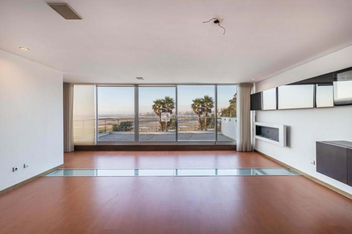 Picture of Villa For Sale in Vila Nova De Gaia, Eastern Tobago, Portugal