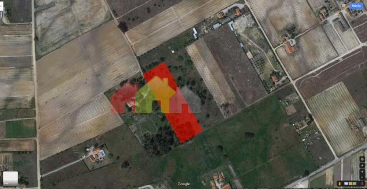 Picture of Residential Land For Sale in Palmela, Sterea Ellas-Évvoia, Portugal