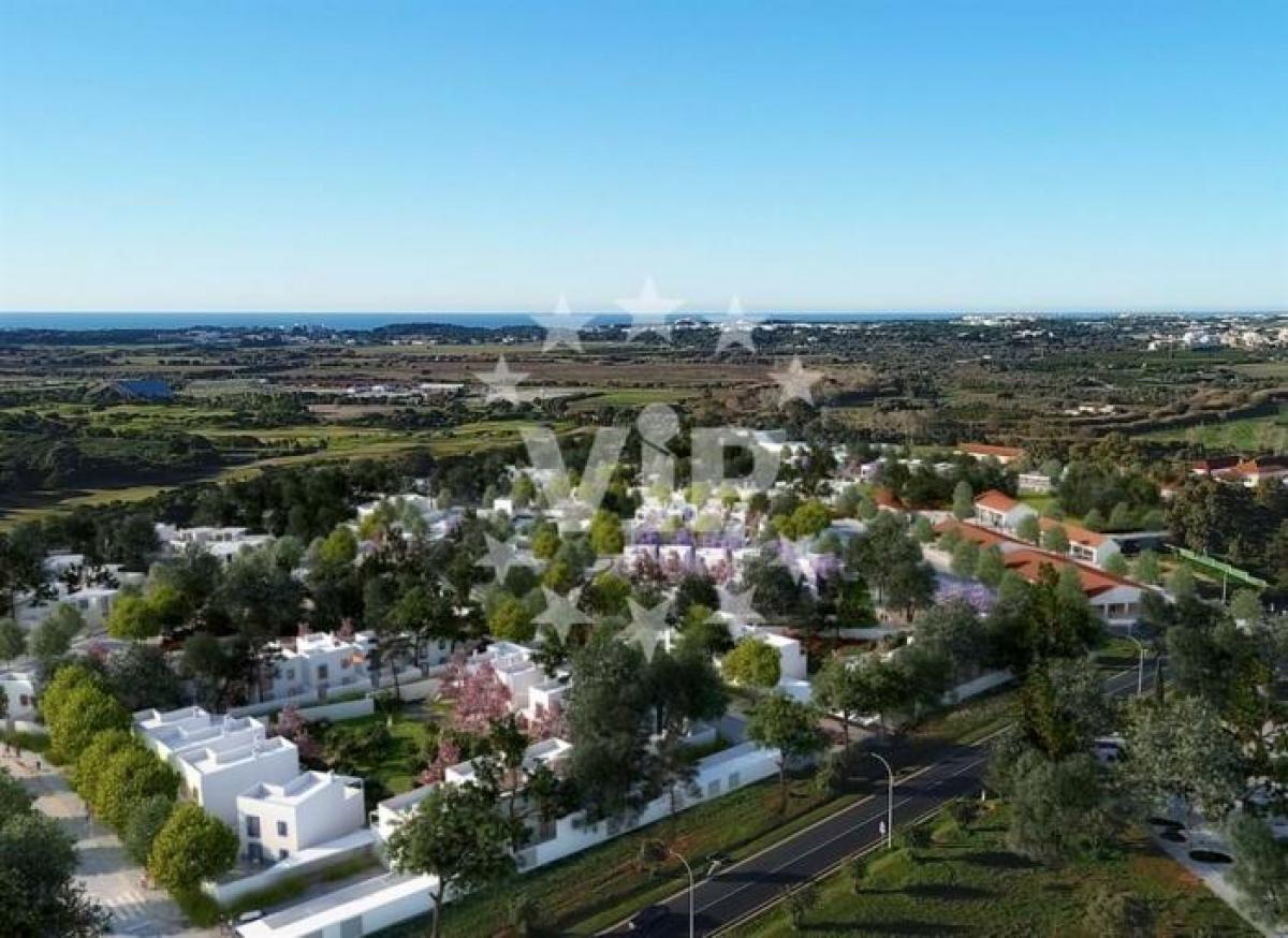 Picture of Apartment For Sale in Vilamoura, Algarve, Portugal