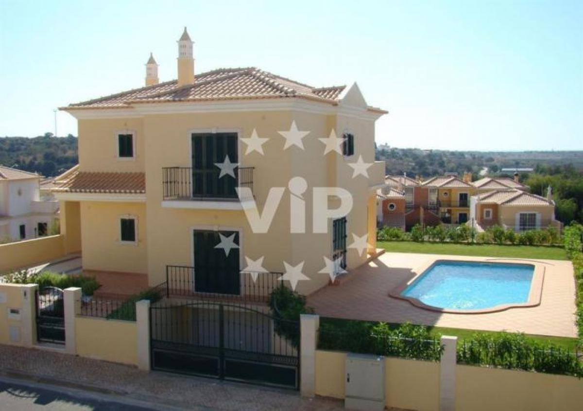 Picture of Villa For Sale in Alcantarilha, Algarve, Portugal