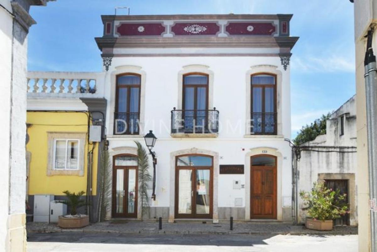 Picture of Retail For Sale in Faro, Algarve, Portugal