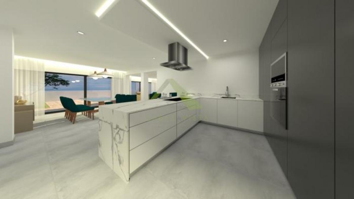 Picture of Home For Sale in Lagoa, Algarve, Portugal