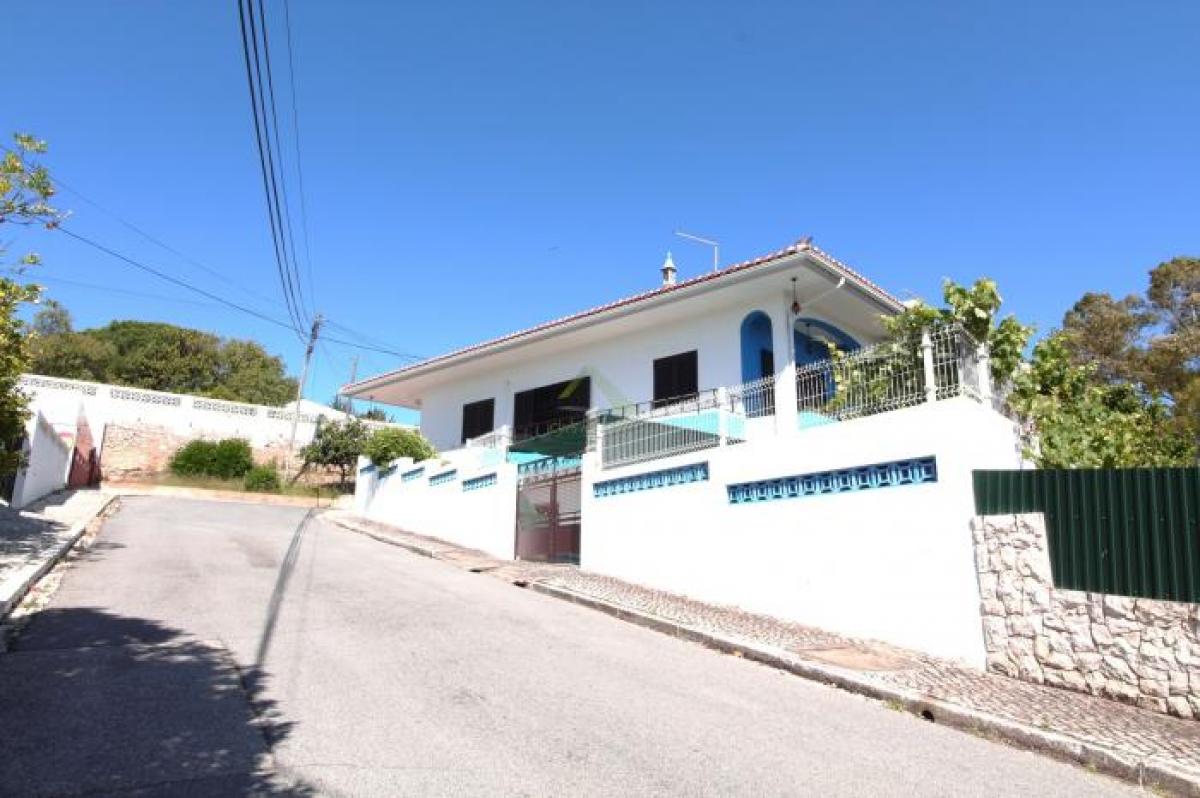 Picture of Home For Sale in Lagoa, Algarve, Portugal