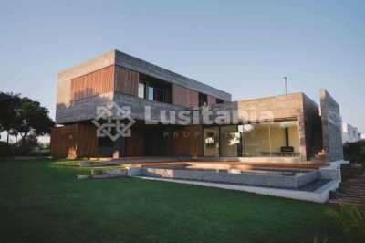 Villa For Sale in Vilamoura, Portugal