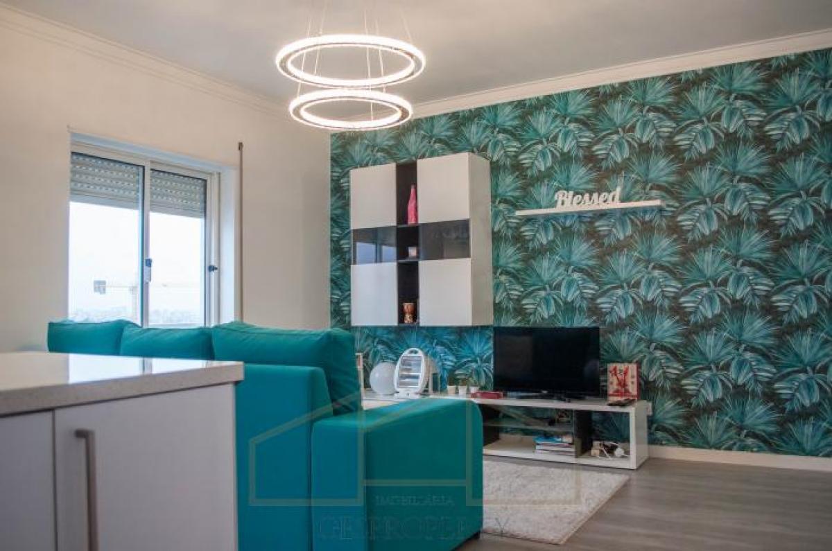 Picture of Apartment For Sale in Seixal, Madeira, Portugal