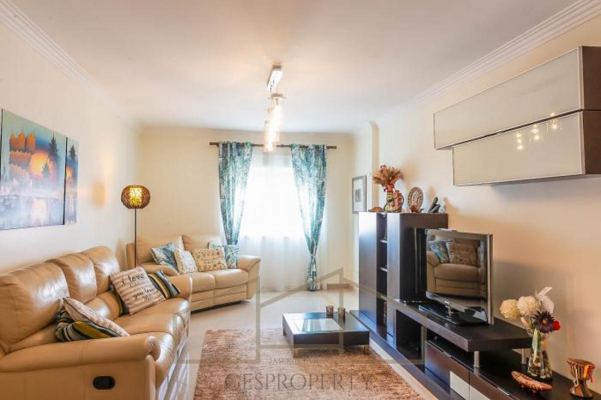 Picture of Apartment For Sale in Seixal, Madeira, Portugal