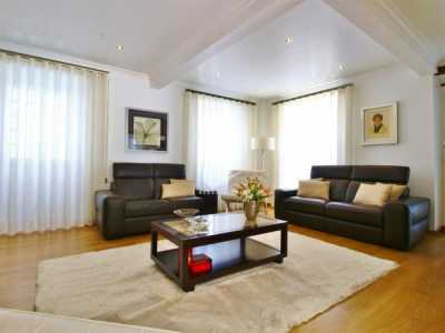 Villa For Sale in Leiria, Portugal