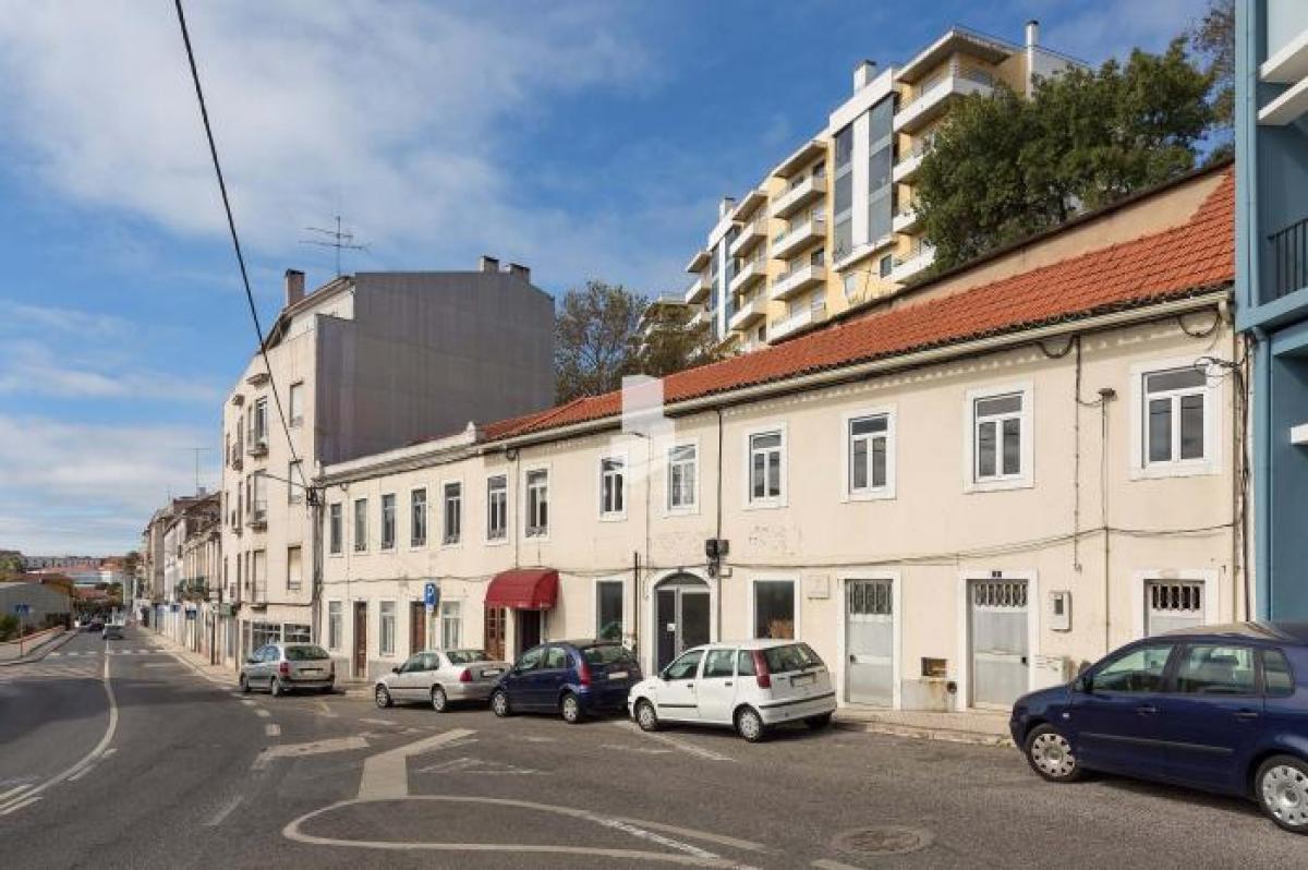 Picture of Multi-Family Home For Sale in Leiria, Beira, Portugal