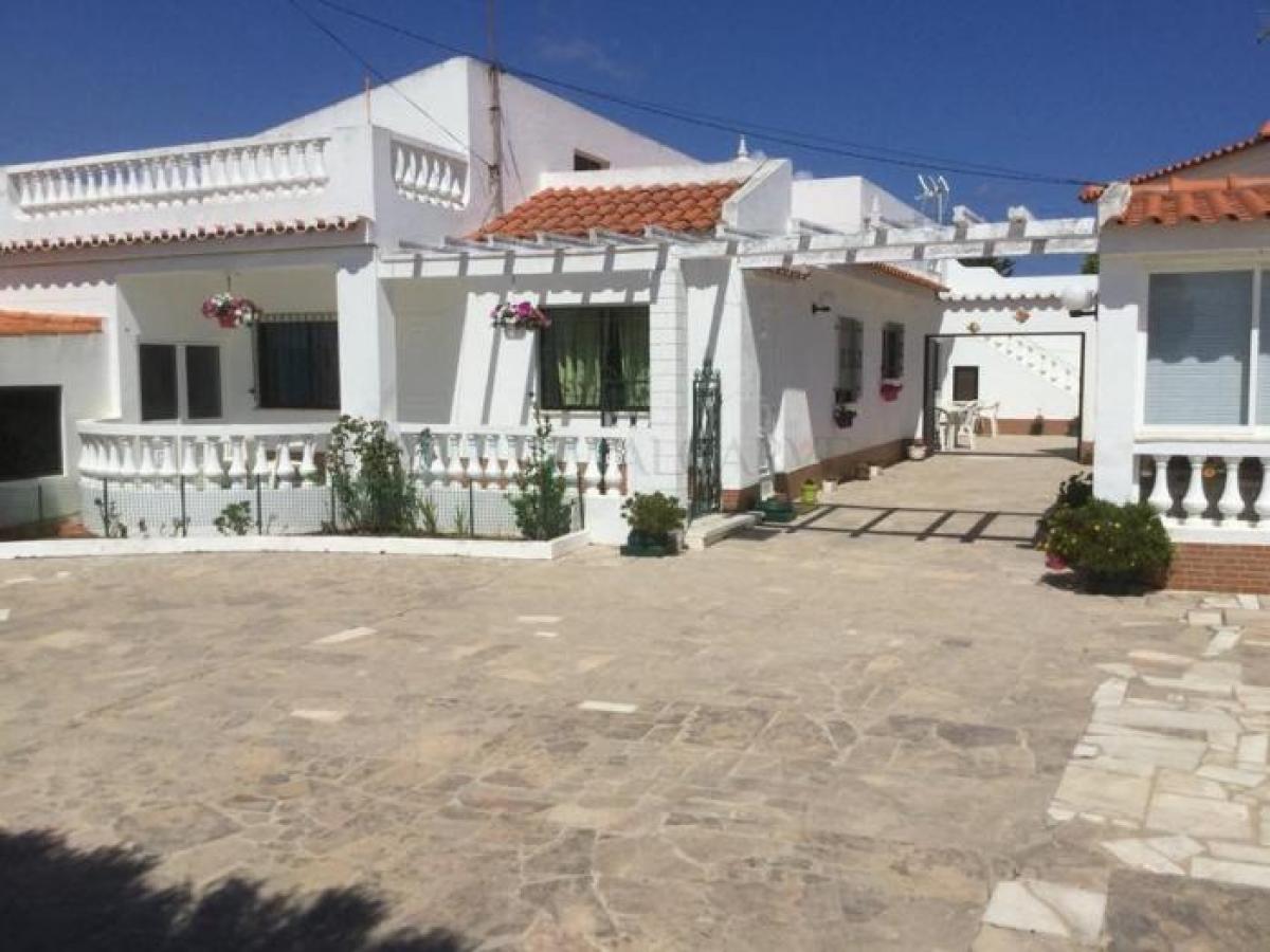 Picture of Villa For Sale in Vila Do Bispo, Algarve, Portugal