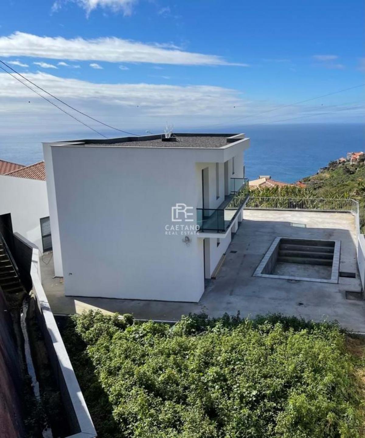 Picture of Villa For Sale in Ribeira Brava, Madeira, Portugal