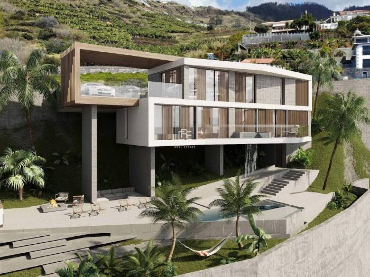 Picture of Villa For Sale in Calheta, Madeira, Portugal