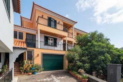 Villa For Sale in Machico, Portugal