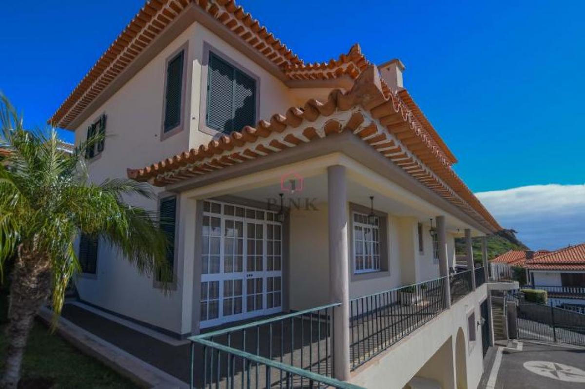 Picture of Villa For Sale in Funchal, Madeira, Portugal
