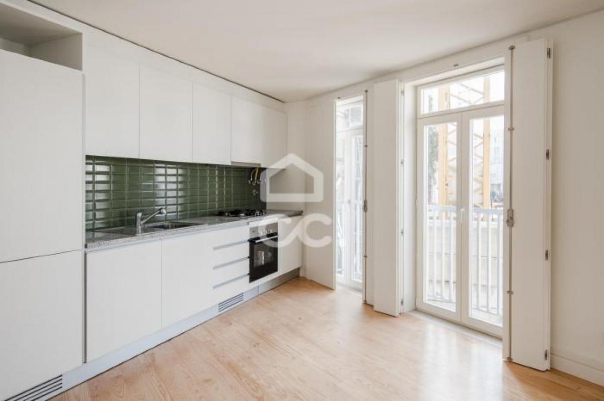 Picture of Apartment For Sale in Coimbra, Beira, Portugal