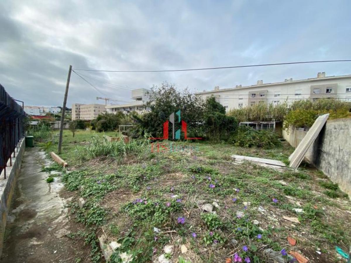 Picture of Residential Land For Sale in Lisboa, Lisboa, Portugal