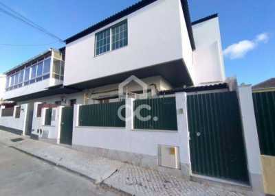 Villa For Sale in Cascais, Portugal